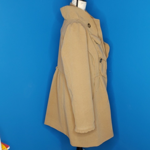 EUC JOLT Tan Ruffled Vintage Inspired Overcoat - Picture 3 of 8